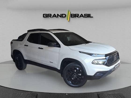 FIAT TORO 1.3 TURBO 270 FLEX VOLCANO AT6 FIAT TORO 1.3 TURBO 270 FLEX VOLCANO AT6